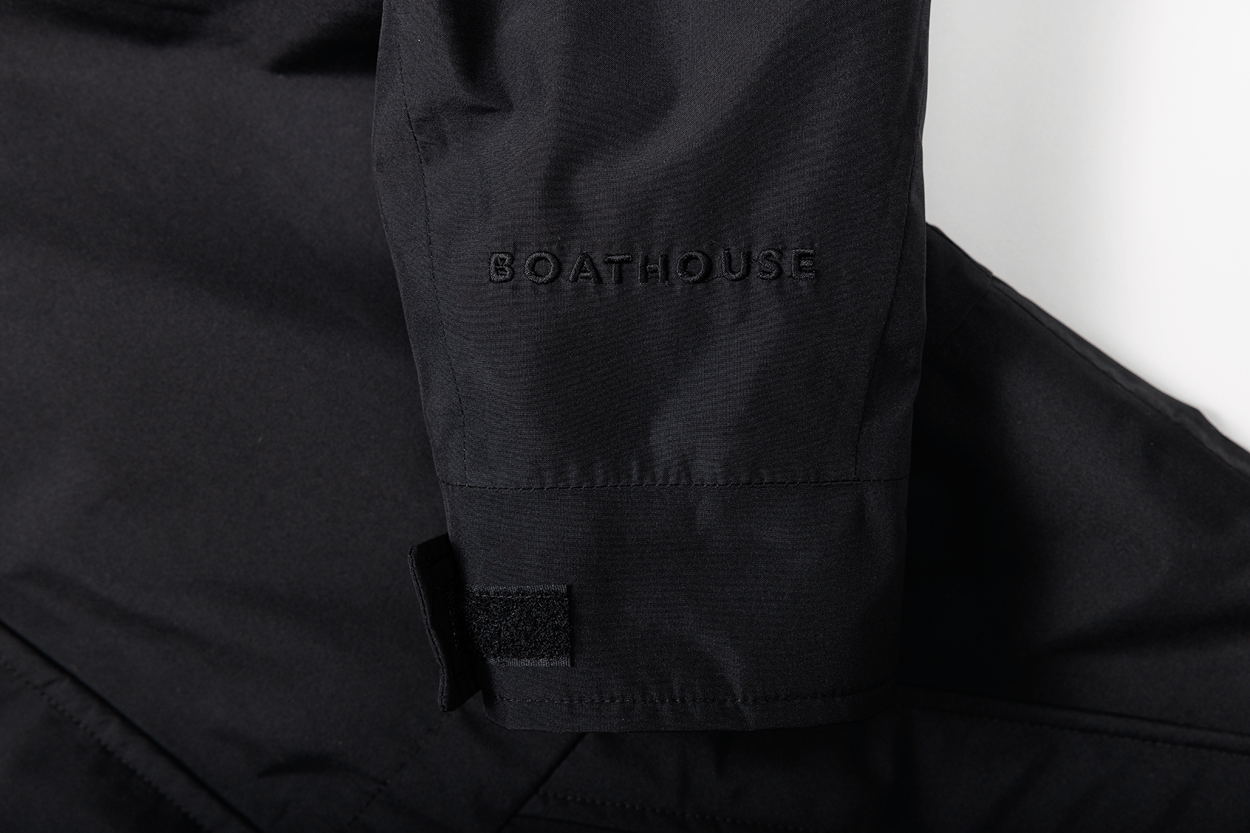 BOATHOUSE BLITZ WATERPROOF JACKET - Image 4