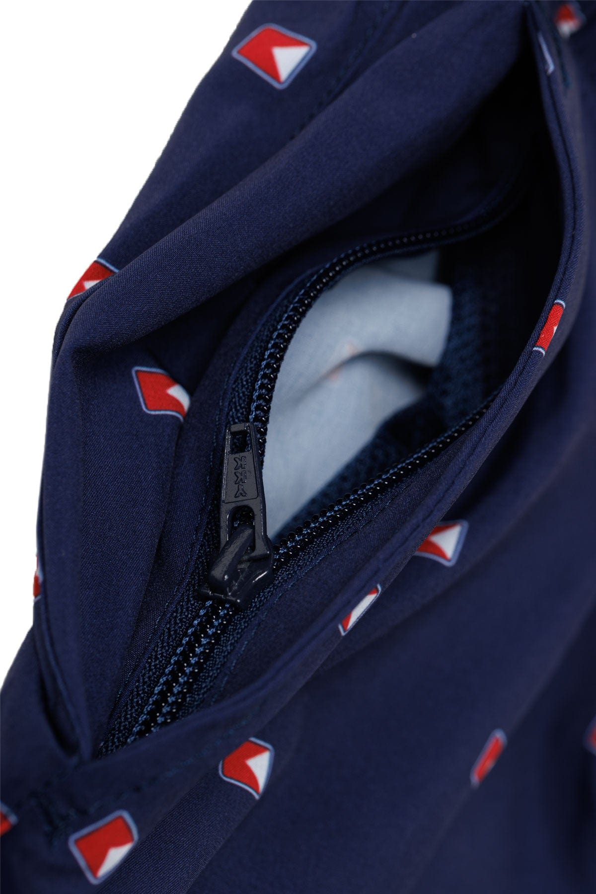 BOATHOUSE Men's Journey Printed Shorts - Image 4