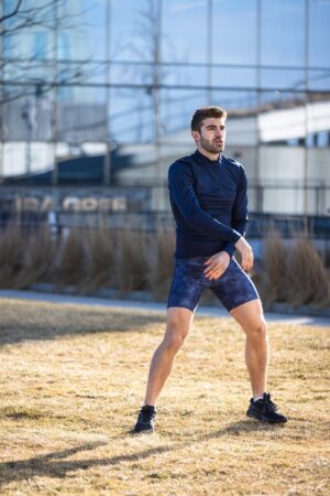 BOATHOUSE MEN'S CORE QUARTER-ZIP COMPRESSION TOP